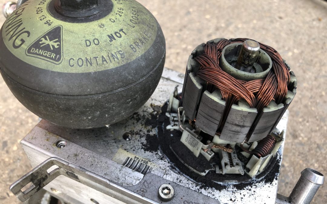 Signs You Need Mobile Tyre Replacement Before It’s Too Late